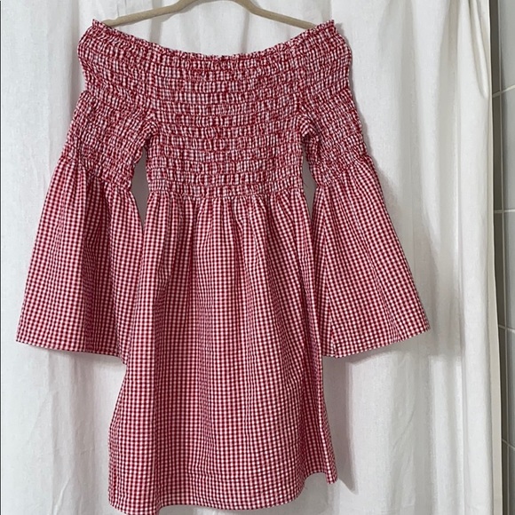 Dresses & Skirts - Gingham off shoulder dress size medium ❣️